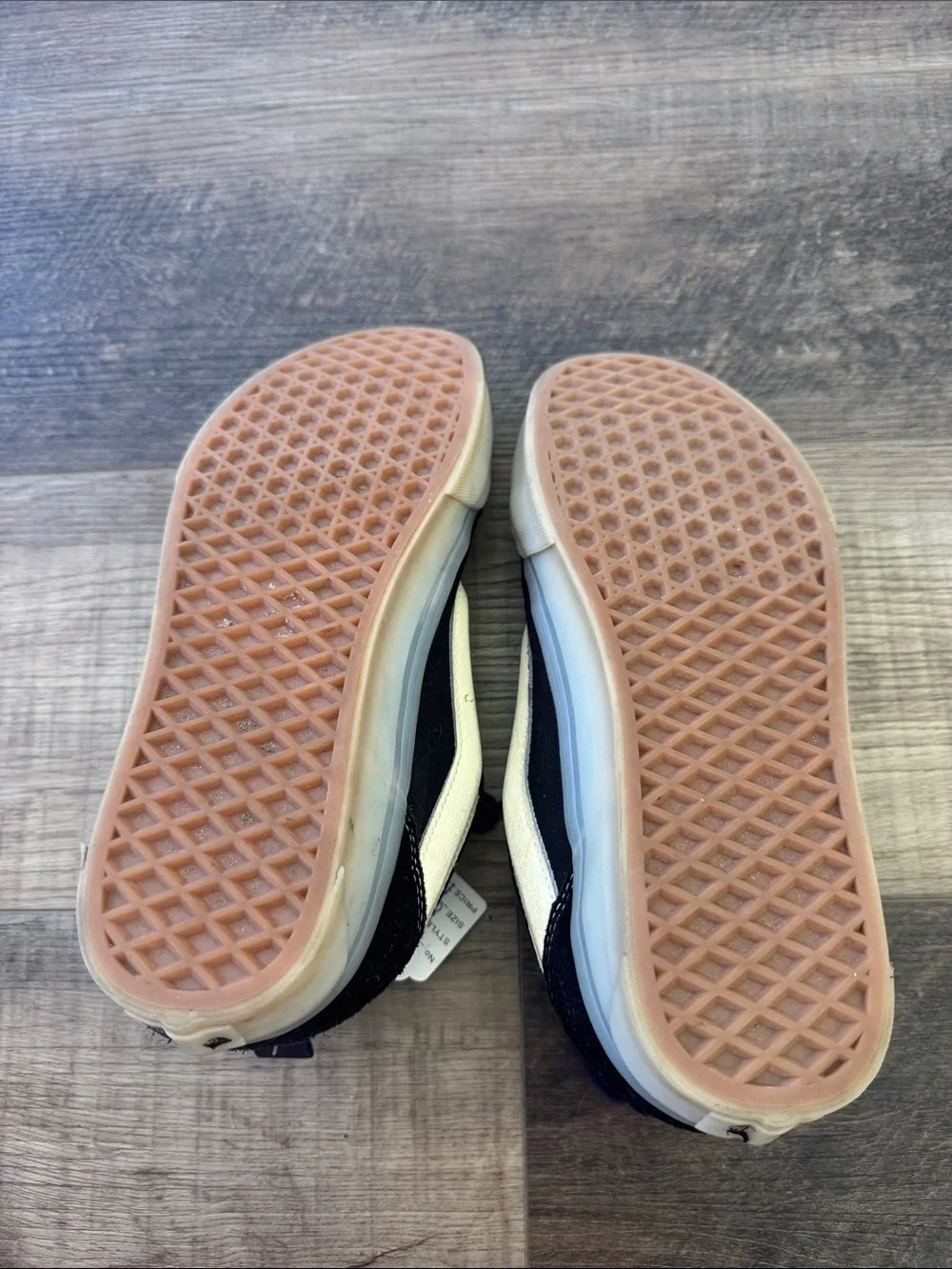 Vans low top